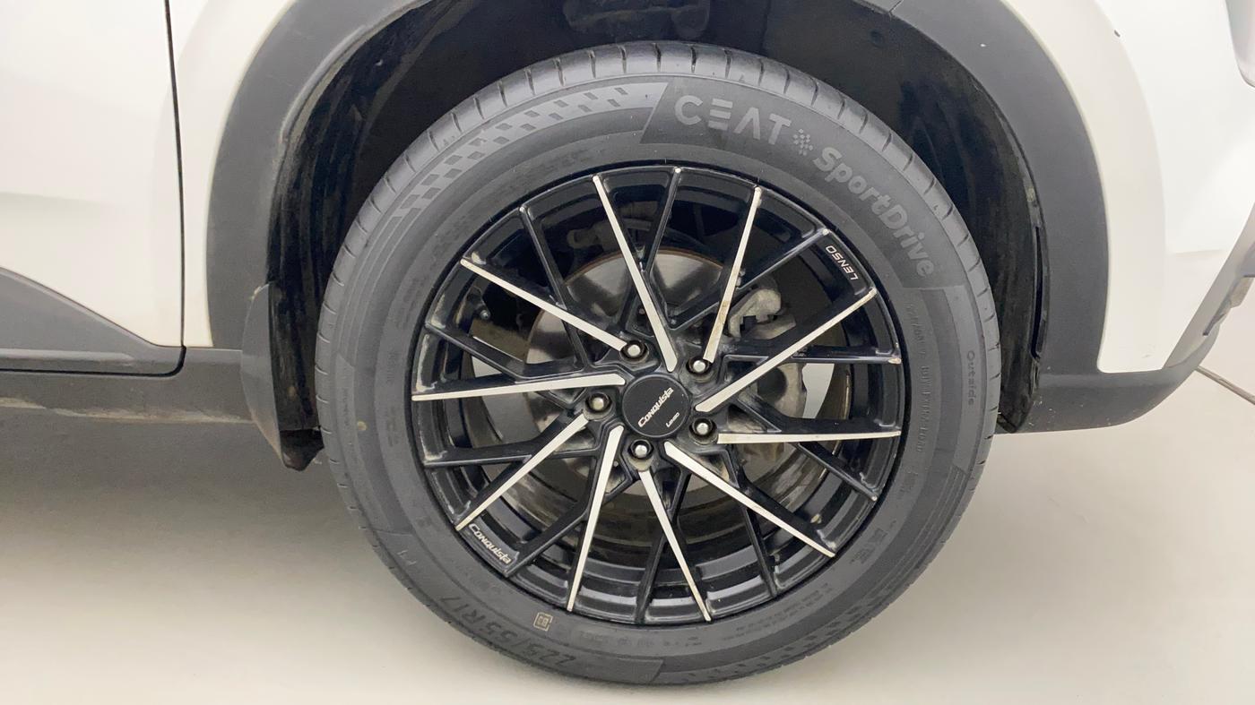 2019 Hyundai VENUE S 1.0 TURBO DCT, Petrol, Automatic, 49,755 km, Right Front Wheel