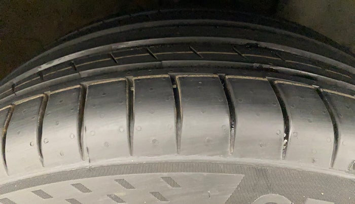 2019 Hyundai VENUE S 1.0 TURBO DCT, Petrol, Automatic, 49,755 km, Right Front Tyre Tread