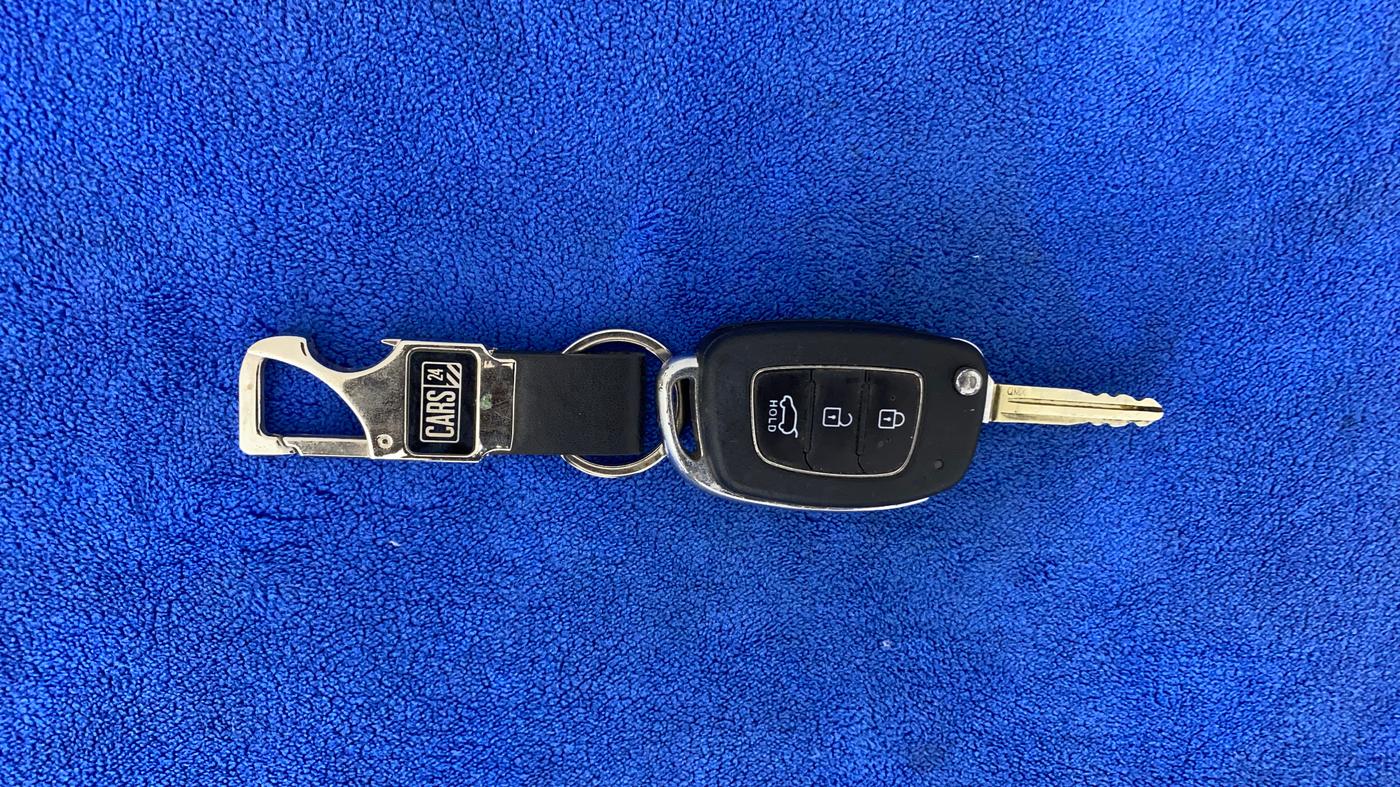 2019 Hyundai VENUE S 1.0 TURBO DCT, Petrol, Automatic, 49,755 km, Key Close Up