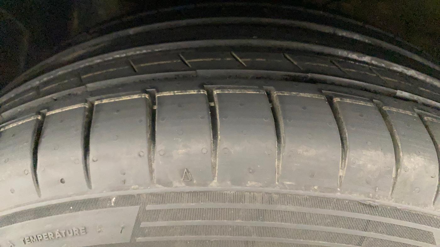 2019 Hyundai VENUE S 1.0 TURBO DCT, Petrol, Automatic, 49,755 km, Left Front Tyre Tread