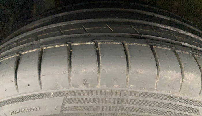 2019 Hyundai VENUE S 1.0 TURBO DCT, Petrol, Automatic, 49,755 km, Left Front Tyre Tread