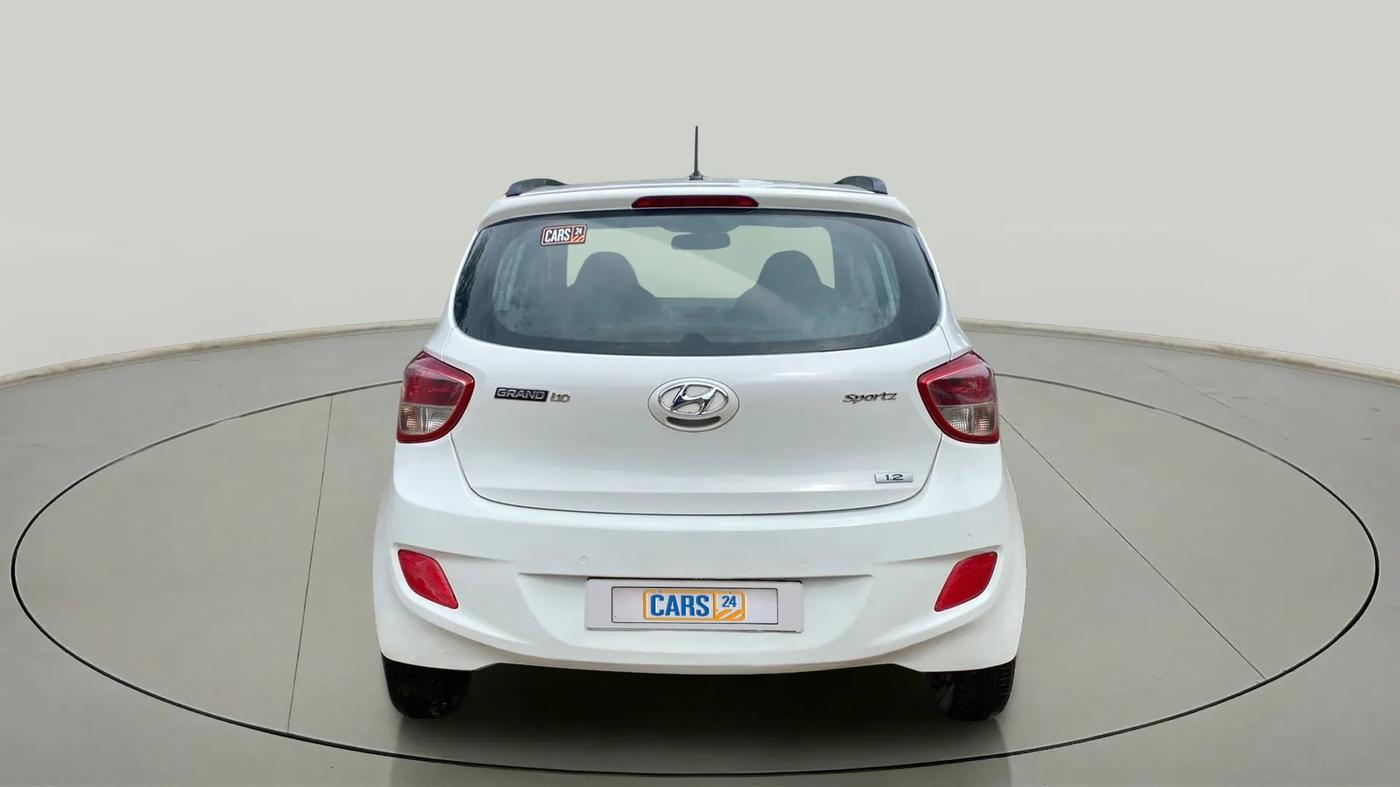 2016 Hyundai Grand i10 SPORTZ 1.2 KAPPA VTVT, Petrol, Manual, 1,00,366 km, Back/Rear