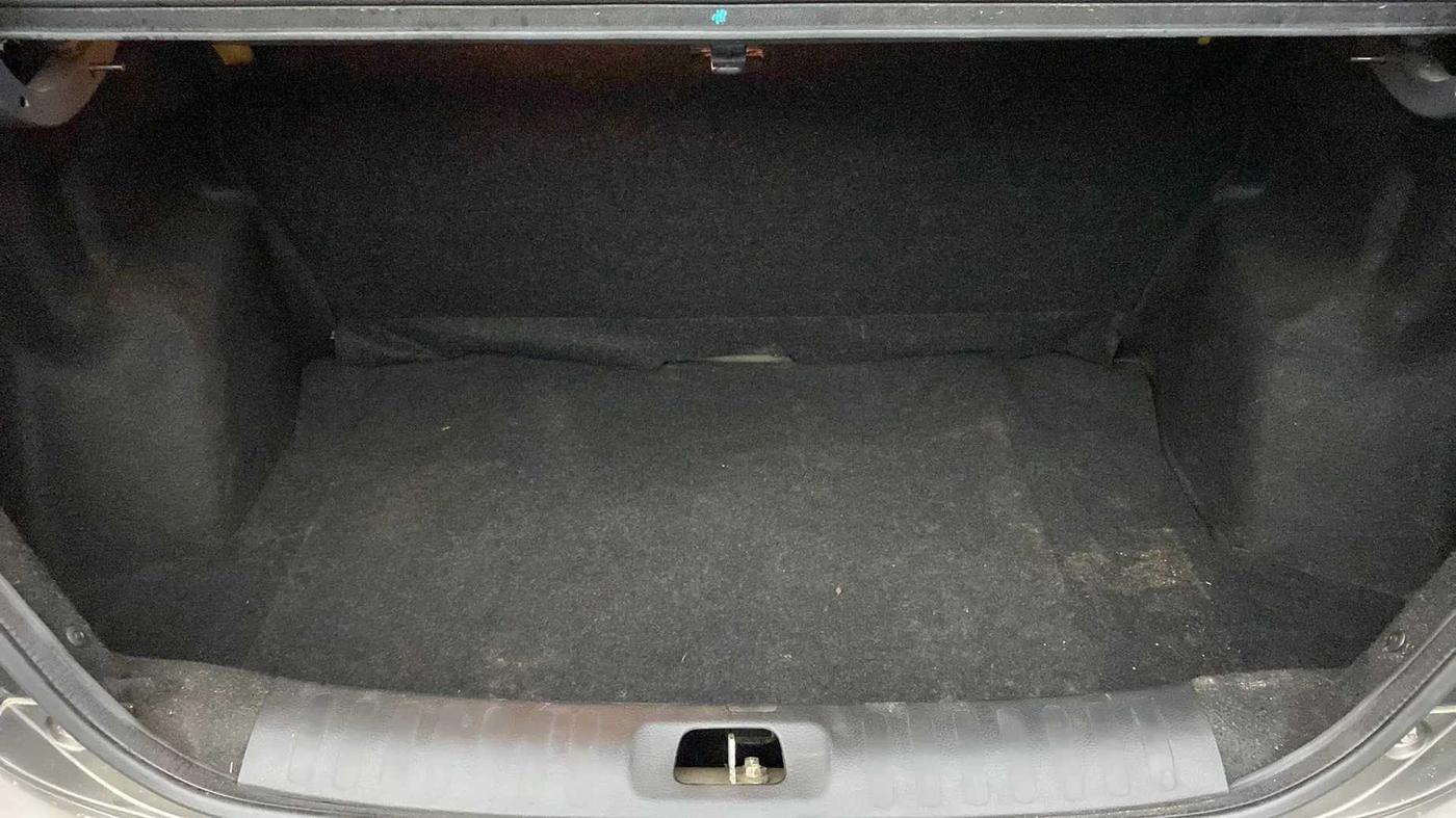 2015 Maruti Swift Dzire ZXI, Petrol, Manual, 43,530 km, Boot Inside