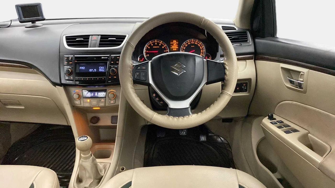 2015 Maruti Swift Dzire ZXI, Petrol, Manual, 43,530 km, Steering Wheel Close Up
