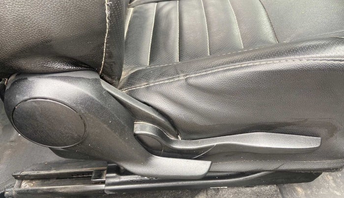 2018 Maruti Swift VXI, Petrol, Manual, 23,084 km, Driver Side Adjustment Panel