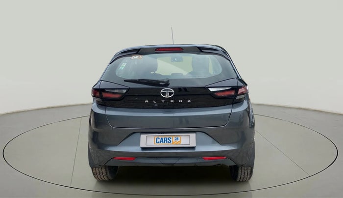 2021 Tata ALTROZ XZ PETROL, Petrol, Manual, 30,660 km, Back/Rear