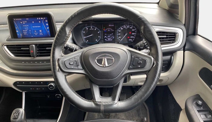 2021 Tata ALTROZ XZ PETROL, Petrol, Manual, 30,660 km, Steering Wheel Close Up