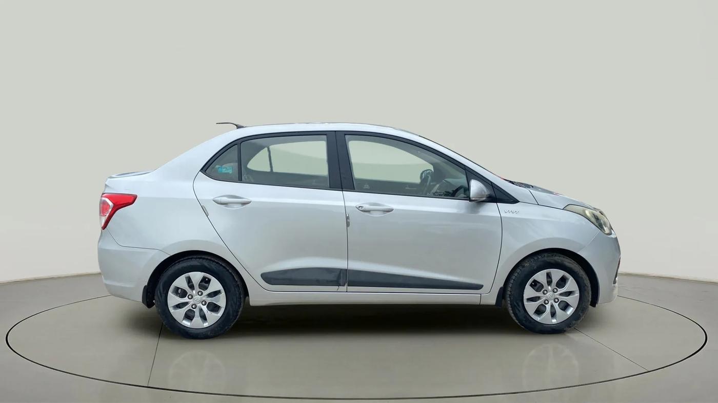 2014 Hyundai Xcent S 1.2, Petrol, Manual, 60,049 km, Right Side View