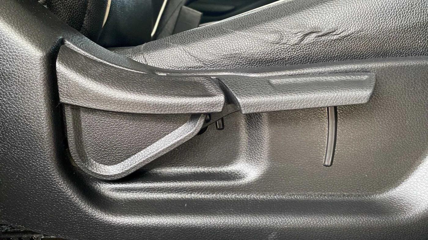 2021 KIA SELTOS HTK PLUS 1.5, Petrol, Manual, 16,497 km, Driver Side Adjustment Panel