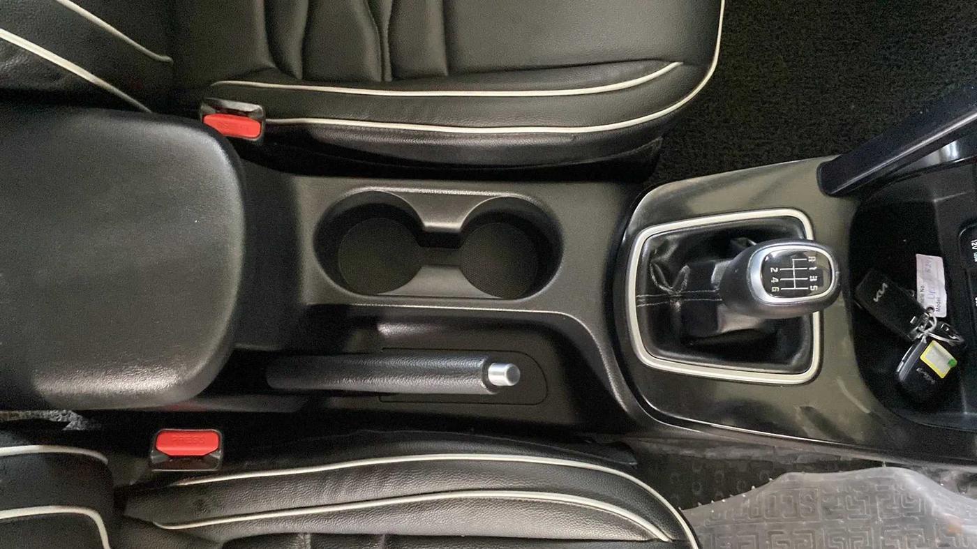2021 KIA SELTOS HTK PLUS 1.5, Petrol, Manual, 16,497 km, Gear Lever