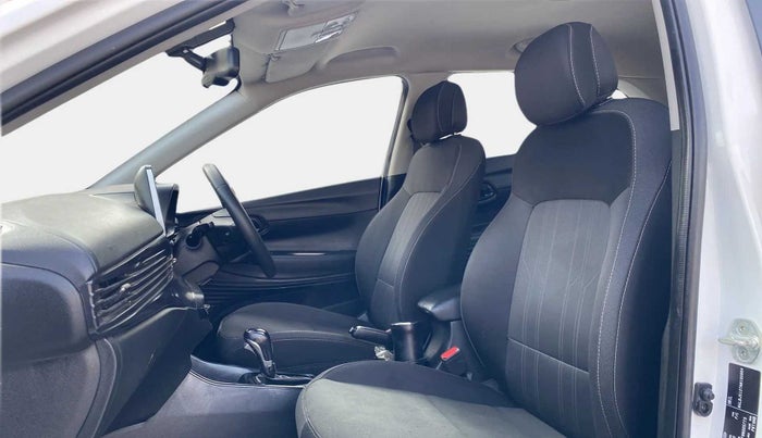 2021 Hyundai NEW I20 ASTA 1.2 AT, Petrol, Automatic, 20,268 km, Right Side Front Door Cabin