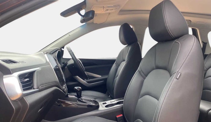 2019 MG HECTOR SHARP 1.5 DCT PETROL, Petrol, Automatic, 29,272 km, Right Side Front Door Cabin