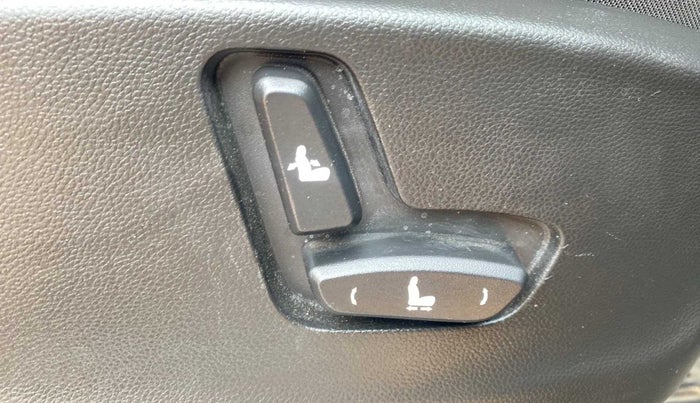 2019 MG HECTOR SHARP 1.5 DCT PETROL, Petrol, Automatic, 29,272 km, Driver Side Adjustment Panel