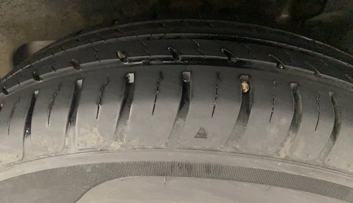 2022 Maruti Dzire VXI AMT, Petrol, Automatic, 15,645 km, Left Rear Tyre Tread