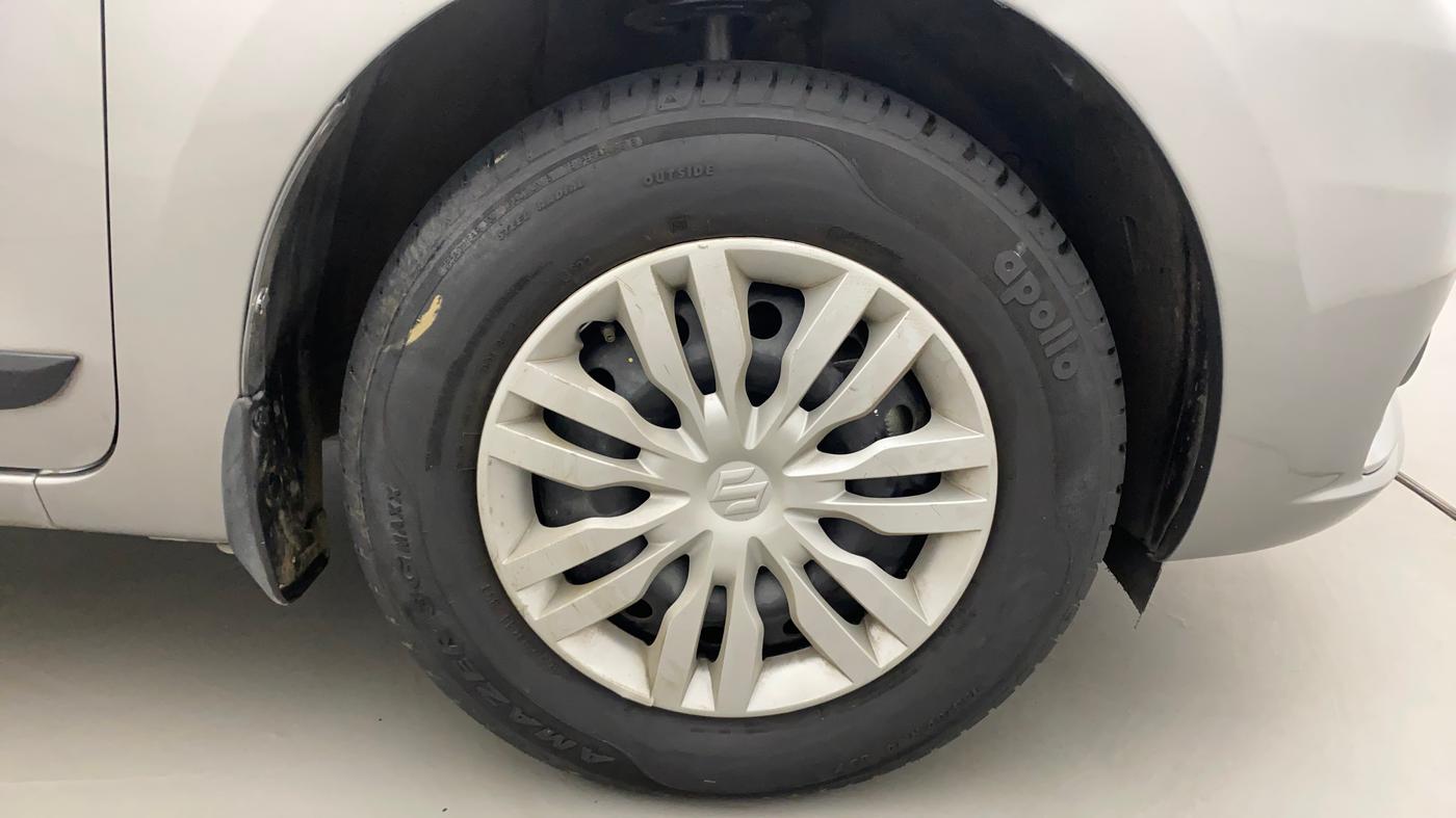 2022 Maruti Dzire VXI AMT, Petrol, Automatic, 15,645 km, Right Front Wheel