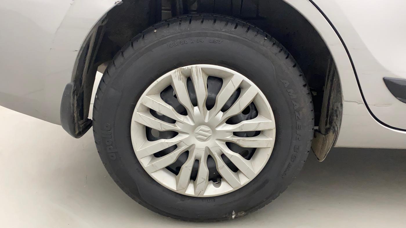 2022 Maruti Dzire VXI AMT, Petrol, Automatic, 15,645 km, Right Rear Wheel