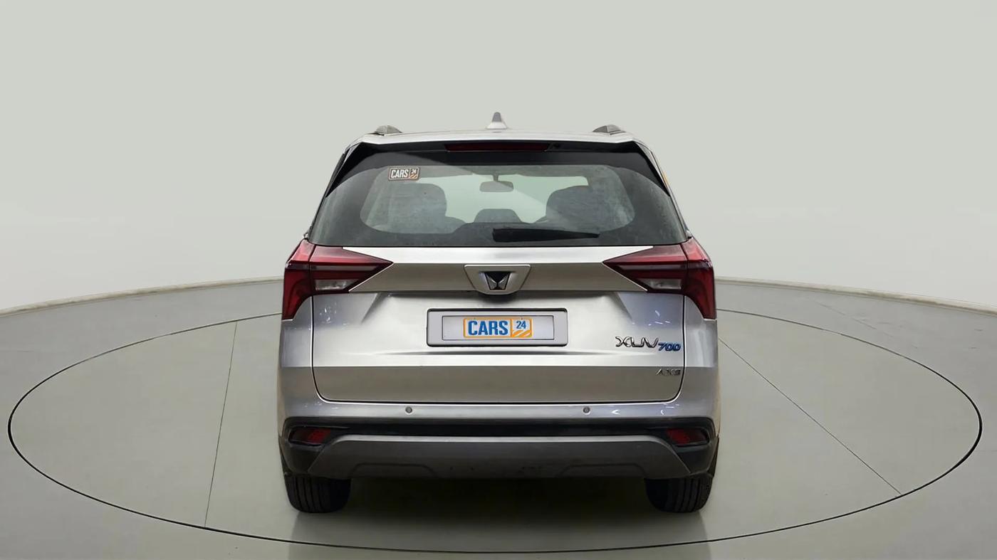 2022 Mahindra XUV700 AX 3 D AT 5 STR, Diesel, Automatic, 26,318 km, Back/Rear