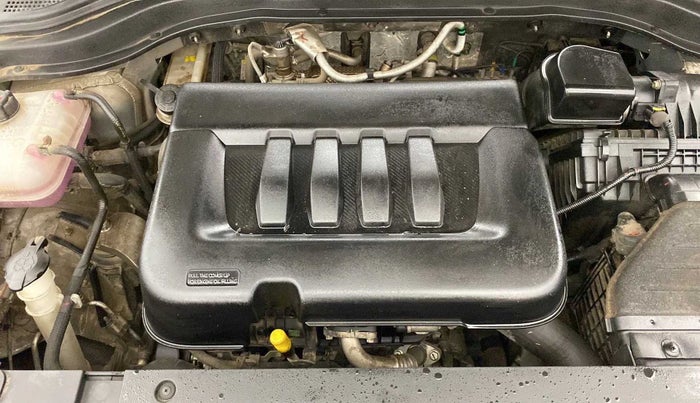 2022 Mahindra XUV700 AX 3 D AT 5 STR, Diesel, Automatic, 26,318 km, Open Bonet