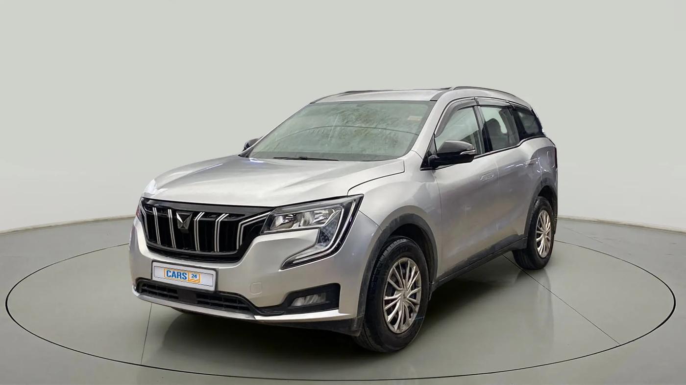 2022 Mahindra XUV700 AX 3 D AT 5 STR, Diesel, Automatic, 26,318 km, Left Front Diagonal
