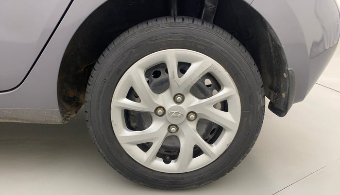 2018 Hyundai Grand i10 MAGNA AT 1.2 KAPPA VTVT, Petrol, Automatic, 15,767 km, Left Rear Wheel