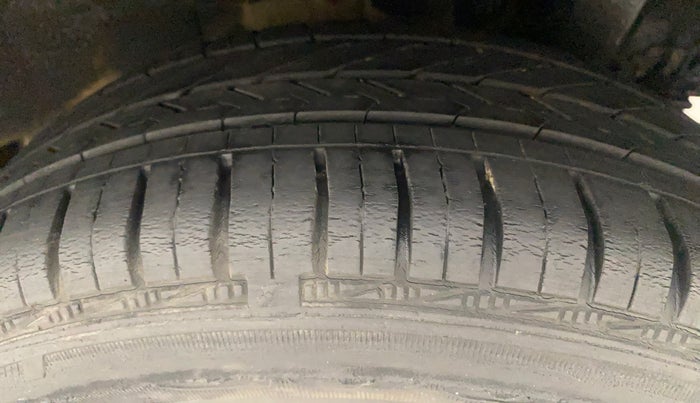 2018 Hyundai Grand i10 MAGNA AT 1.2 KAPPA VTVT, Petrol, Automatic, 15,767 km, Left Rear Tyre Tread