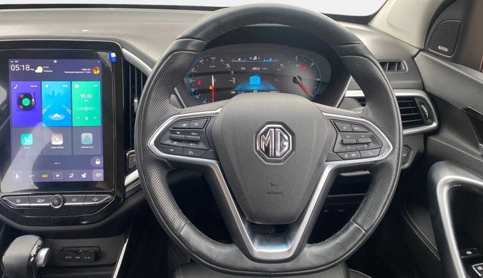 2020 MG HECTOR SHARP 1.5 DCT PETROL, Petrol, Automatic, 23,157 km, Steering Wheel Close Up