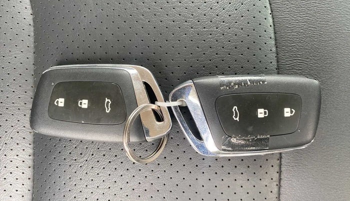 2020 MG HECTOR SHARP 1.5 DCT PETROL, Petrol, Automatic, 23,157 km, Key Close Up