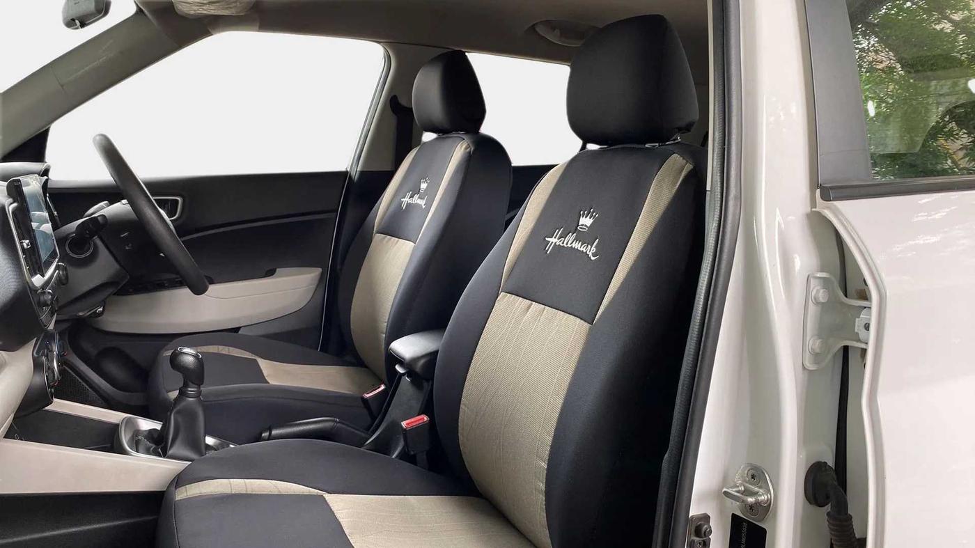 2022 Hyundai VENUE S(O) 1.2, Petrol, Manual, 40,056 km, Right Side Front Door Cabin