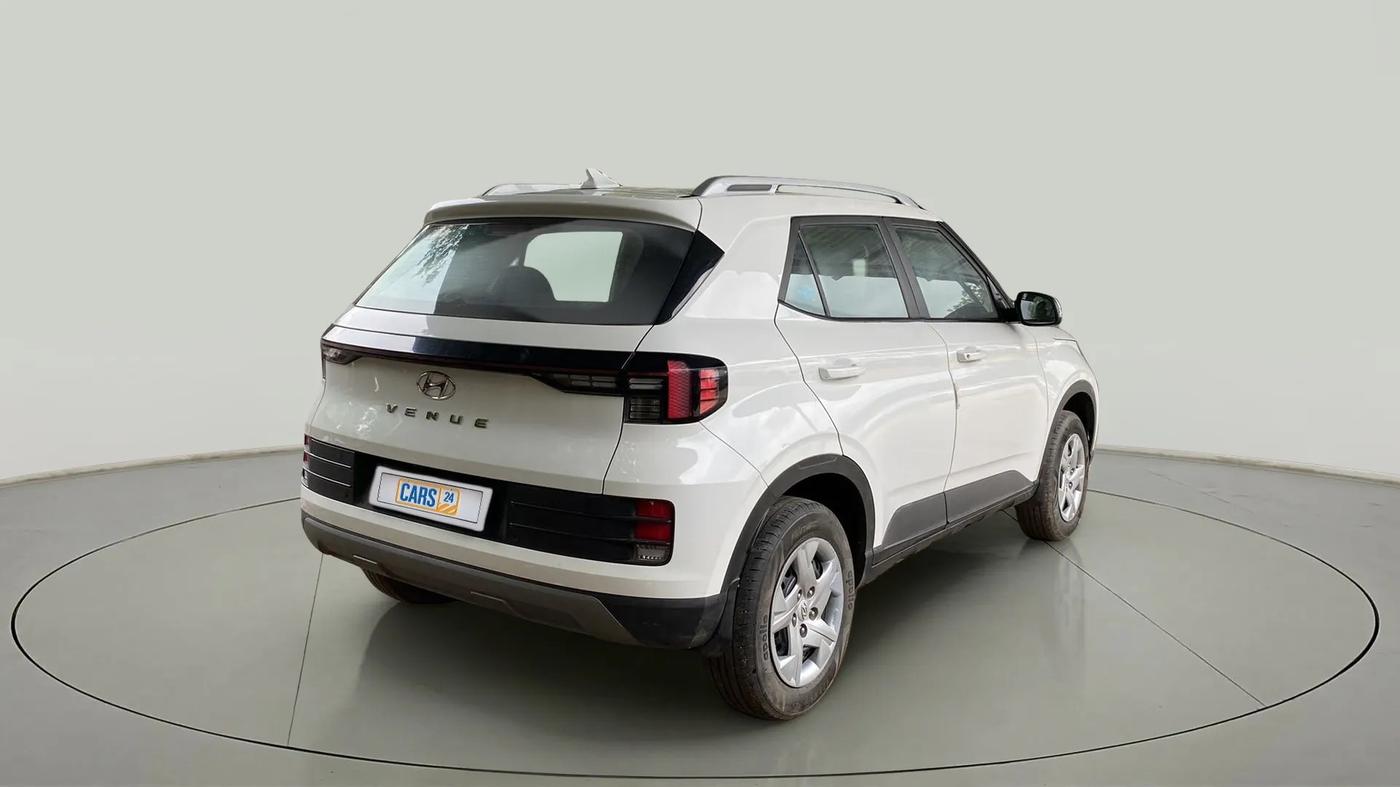 2022 Hyundai VENUE S(O) 1.2, Petrol, Manual, 40,056 km, Right Back Diagonal