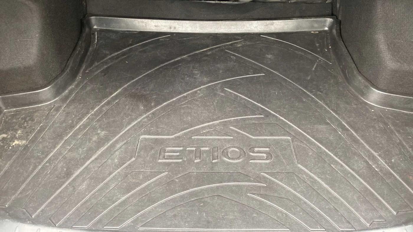 2012 Toyota Etios G, Petrol, Manual, 92,472 km, Boot Inside