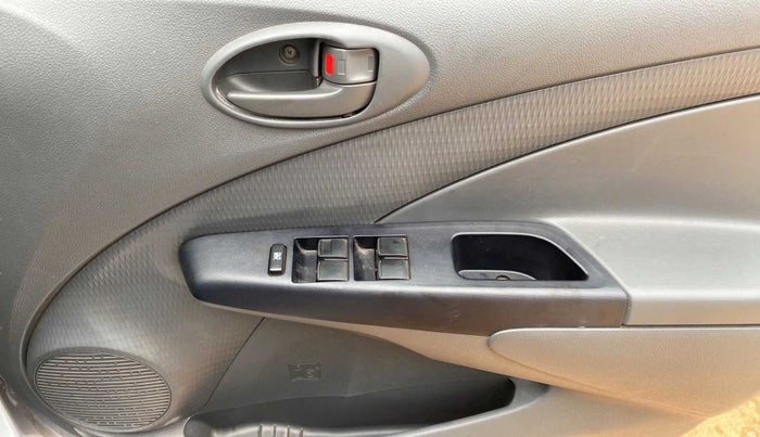 2012 Toyota Etios G, Petrol, Manual, 92,472 km, Driver Side Door Panels Control
