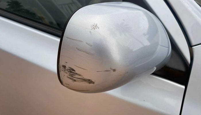 2012 Toyota Etios G, Petrol, Manual, 92,472 km, Right rear-view mirror - Minor scratches