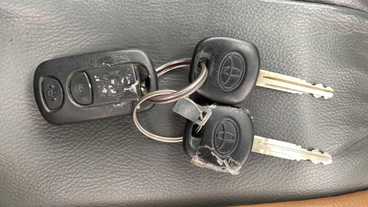 2012 Toyota Etios G, Petrol, Manual, 92,472 km, Key Close Up