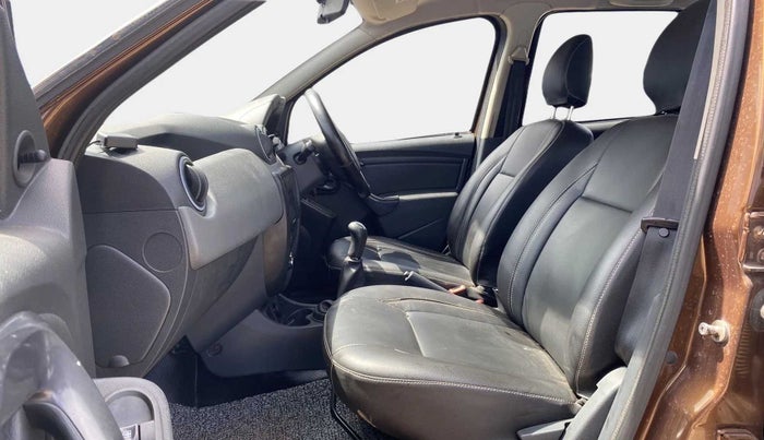 2015 Renault Duster 85 PS RXE DIESEL, Diesel, Manual, 59,421 km, Right Side Front Door Cabin