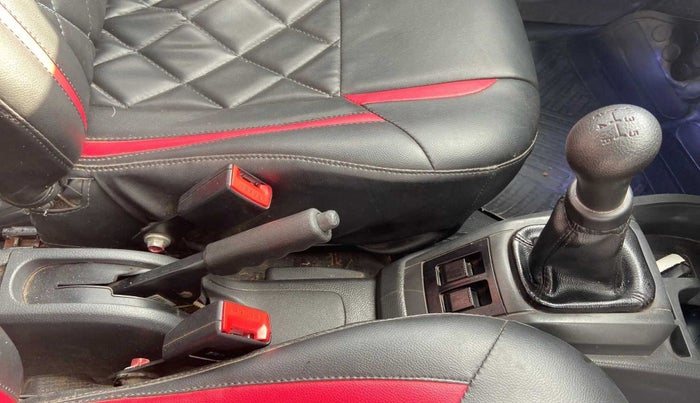 2017 Maruti Alto 800 LXI, Petrol, Manual, 17,734 km, Gear Lever