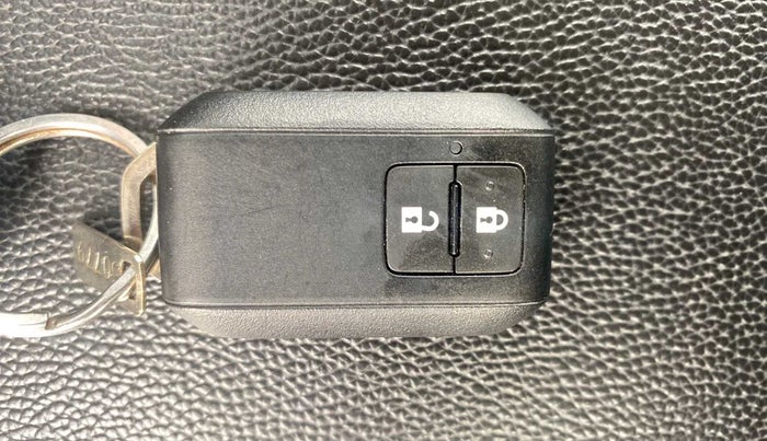 2018 Maruti Swift ZXI, Petrol, Manual, 71,233 km, Key Close Up