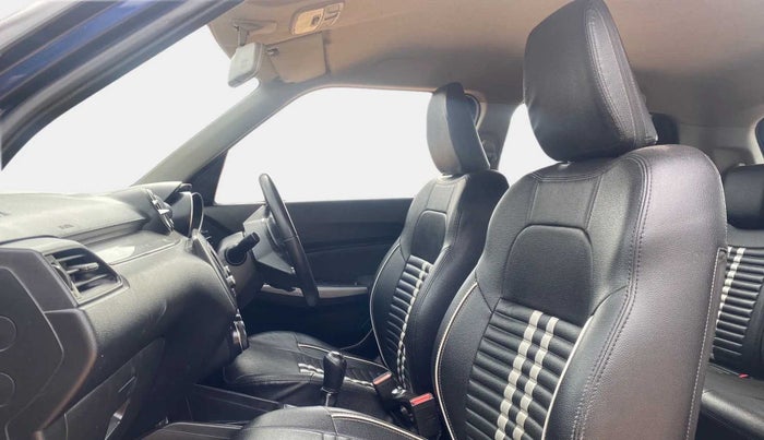 2018 Maruti Swift ZXI, Petrol, Manual, 71,233 km, Right Side Front Door Cabin