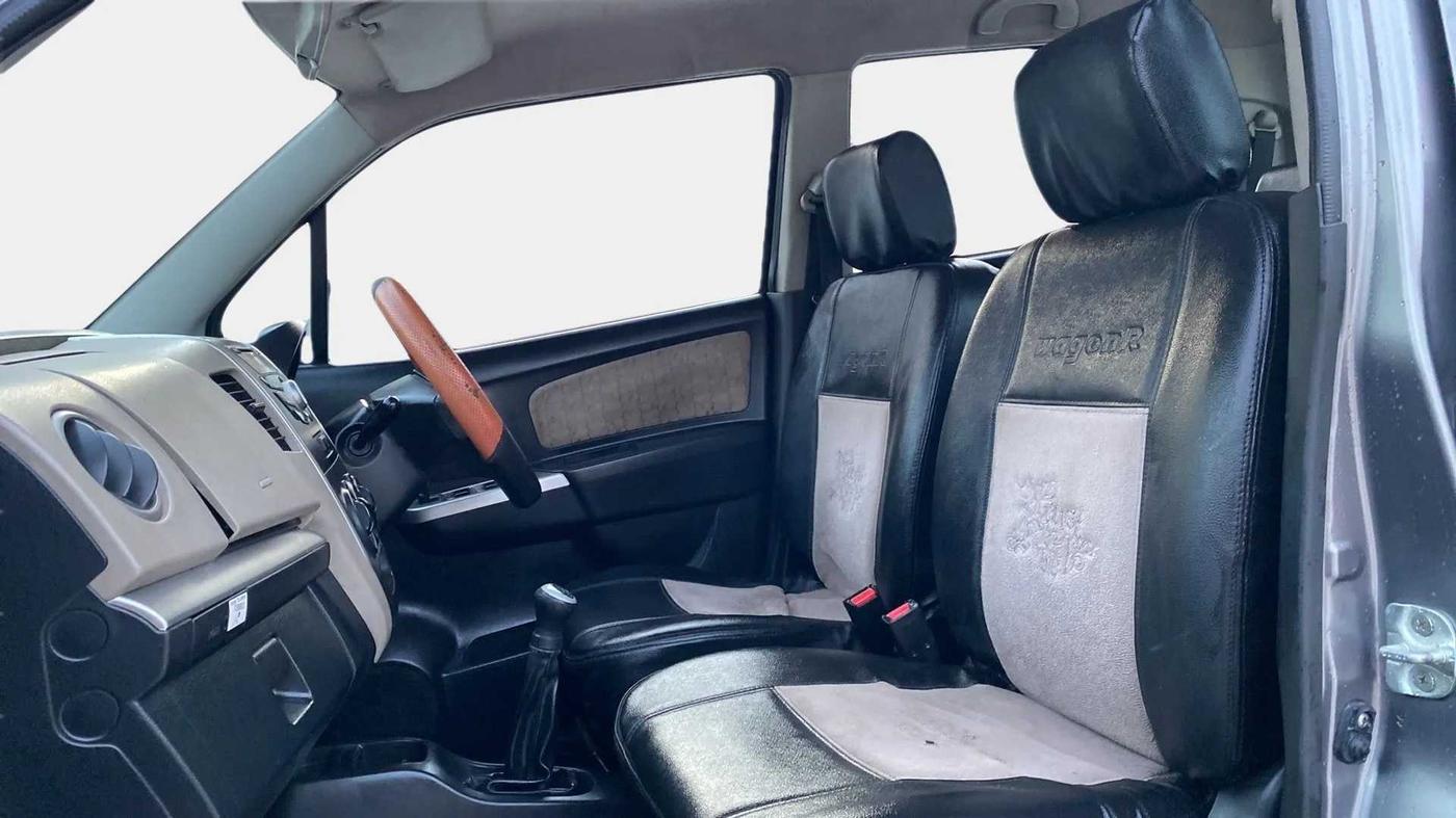 2013 Maruti Wagon R 1.0 VXI, Petrol, Manual, 54,114 km, Right Side Front Door Cabin