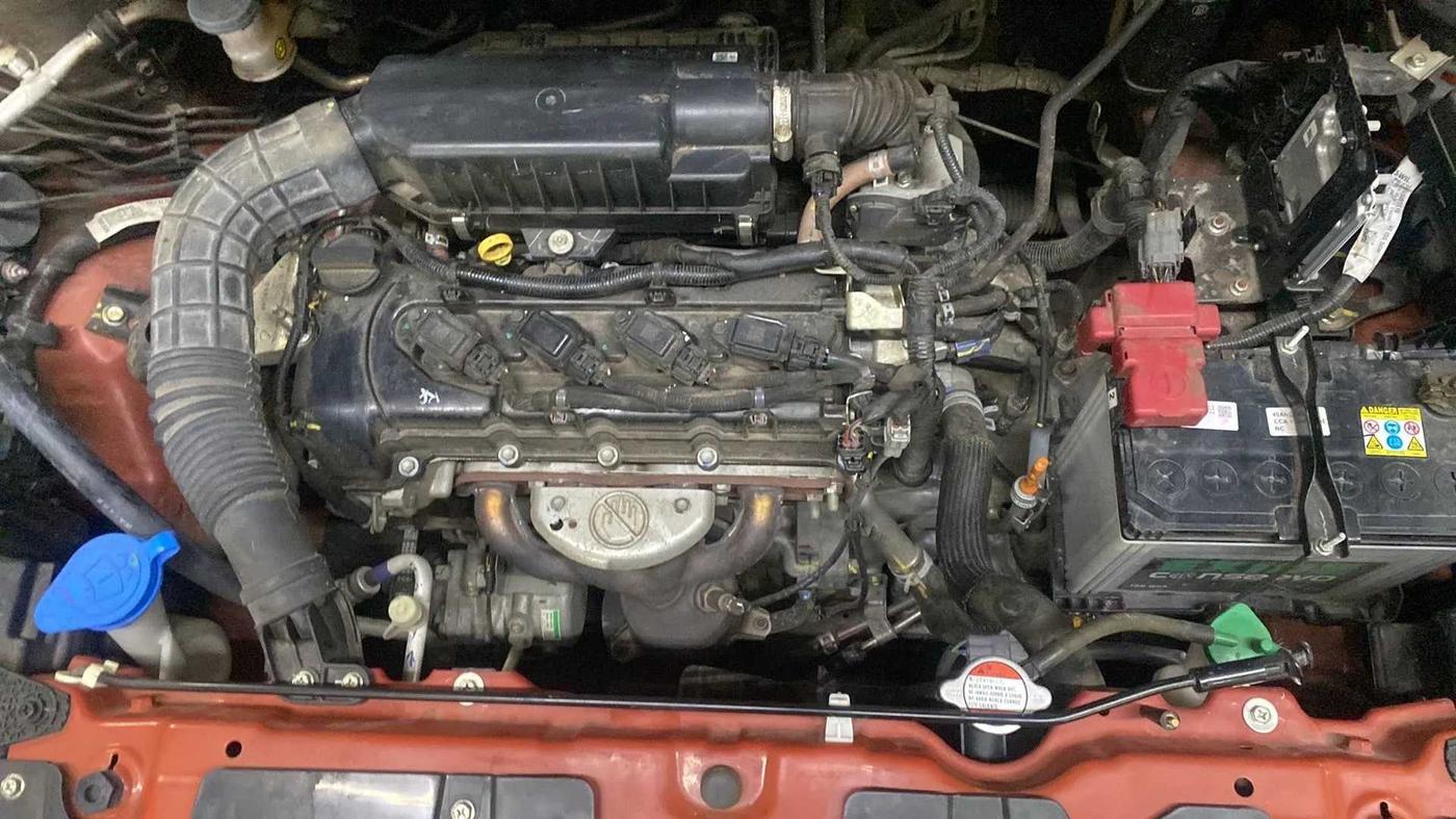2022 Maruti Vitara Brezza VXI AT SHVS, Petrol, Automatic, 9,370 km, Open Bonet