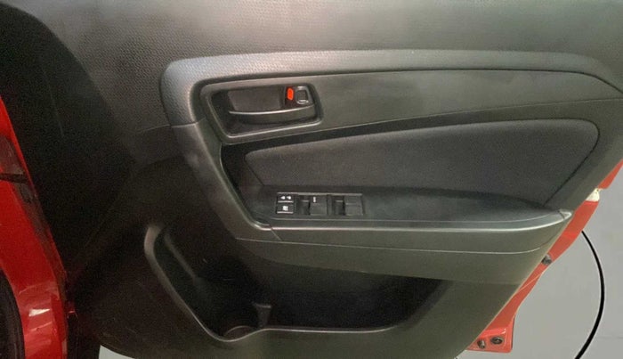 2022 Maruti Vitara Brezza VXI AT SHVS, Petrol, Automatic, 9,370 km, Driver Side Door Panels Control