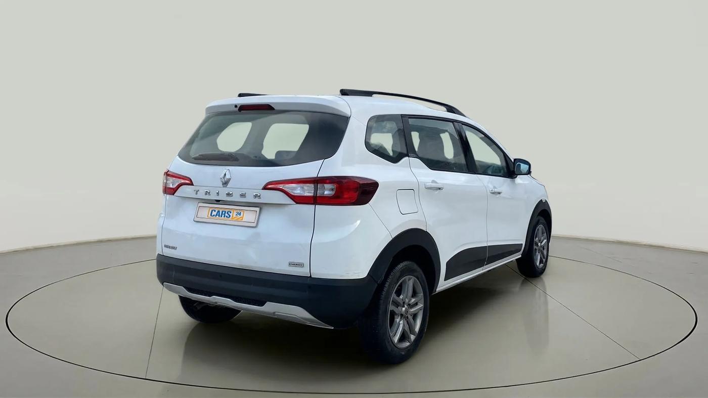 2019 Renault TRIBER RXZ, Petrol, Manual, 20,053 km, Right Back Diagonal