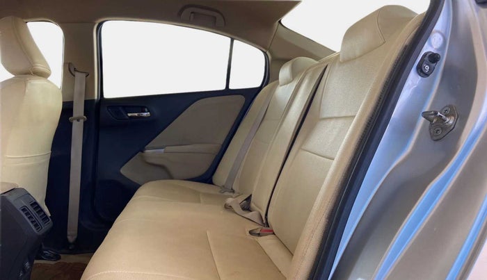 2016 Honda City 1.5L I-VTEC V MT, Petrol, Manual, 41,384 km, Right Side Rear Door Cabin