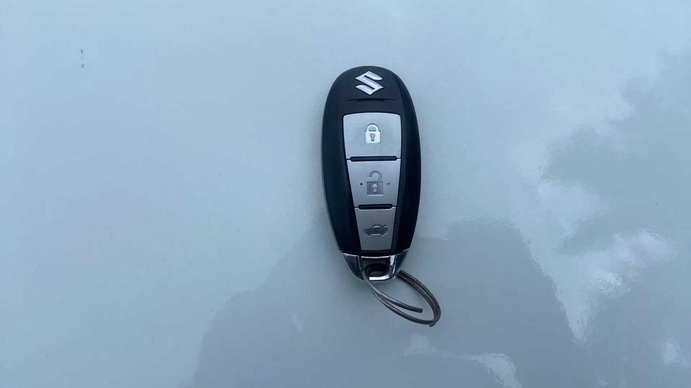 2015 Maruti Ciaz ZXI+, Petrol, Manual, 55,146 km, Key Close Up