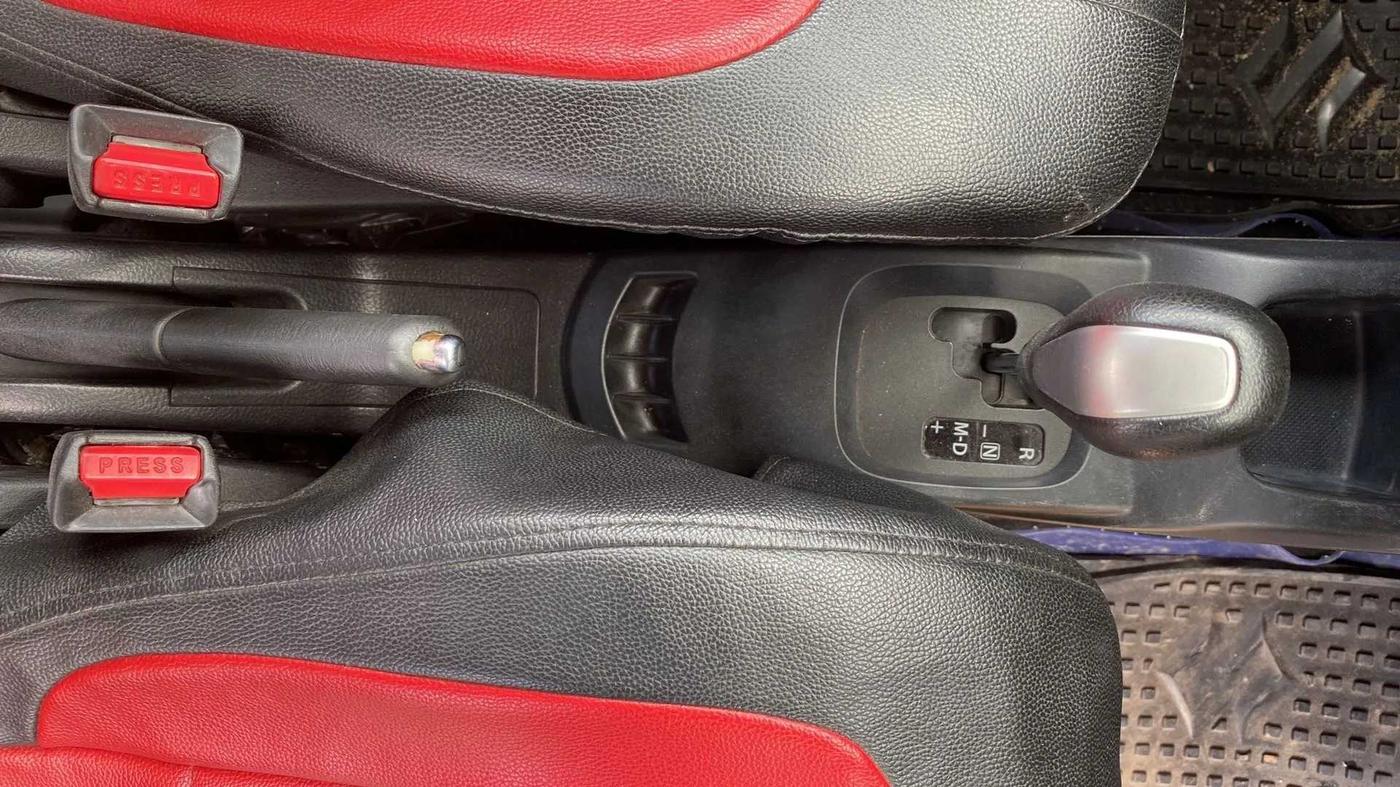 2016 Maruti Wagon R 1.0 VXI AMT, Petrol, Automatic, 62,667 km, Gear Lever