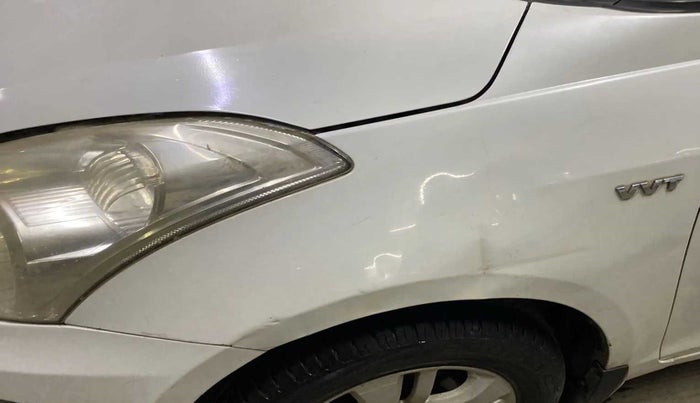 2014 Maruti Swift Dzire ZXI, Petrol, Manual, 99,056 km, Left fender - Slightly dented