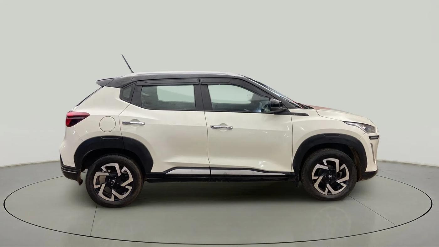 2021 Nissan MAGNITE XV MT, Petrol, Manual, 59,969 km, Right Side View