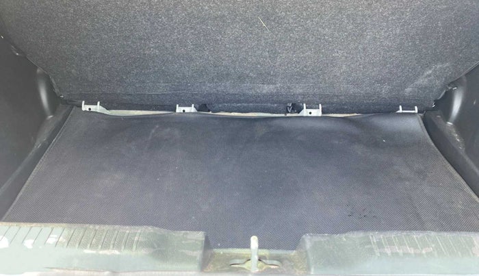 2021 Maruti Swift VXI AMT, Petrol, Automatic, 39,564 km, Boot Inside