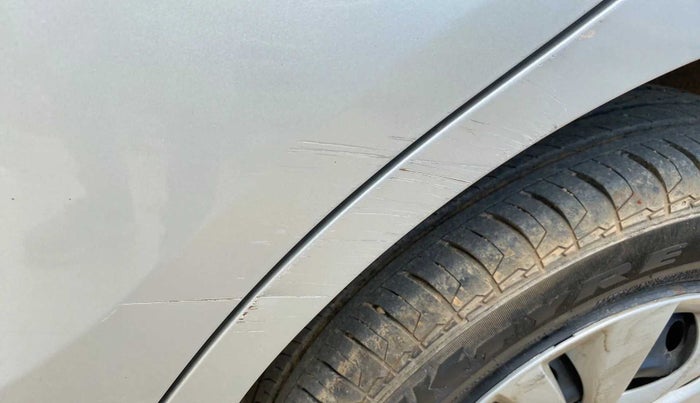2021 Maruti Swift VXI AMT, Petrol, Automatic, 39,564 km, Left quarter panel - Minor scratches