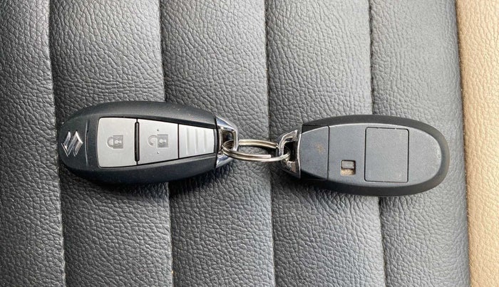 2021 Maruti Vitara Brezza VXI, Petrol, Manual, 25,449 km, Key Close Up