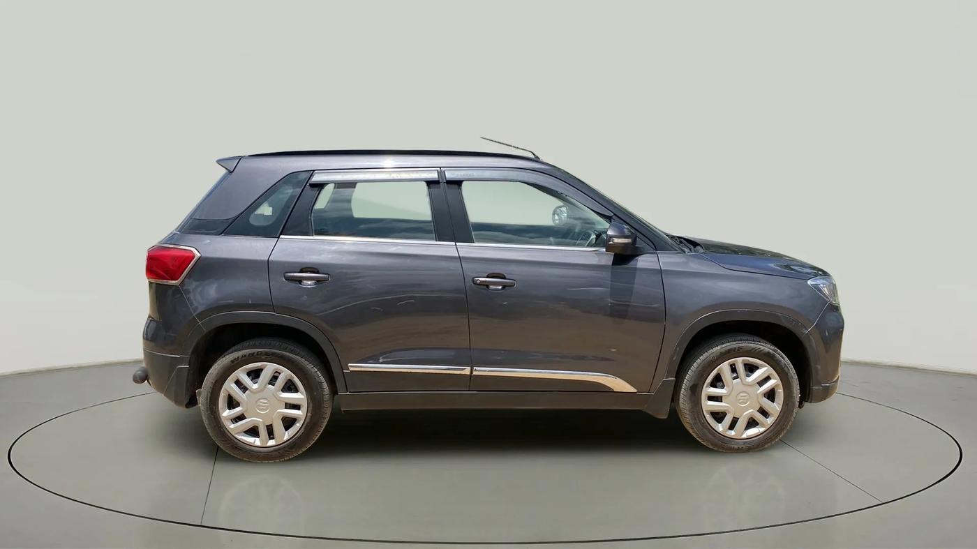 2021 Maruti Vitara Brezza VXI, Petrol, Manual, 25,449 km, Right Side View